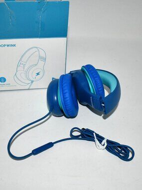 Voopwink Kids Wired USB-C Headphones with Mic, Volume Limit 85/94dB, LED Lights,